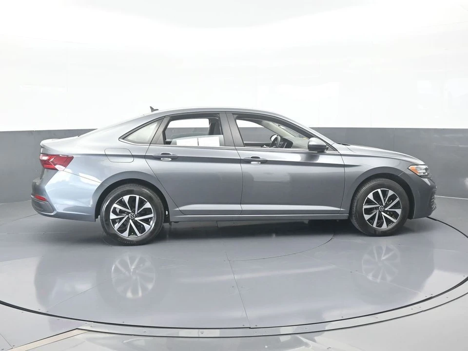 2023 Volkswagen A7 Jetta - Image 7 of 12