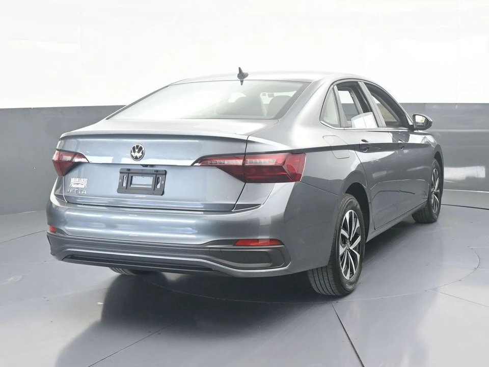 2023 Volkswagen A7 Jetta - Image 5 of 12