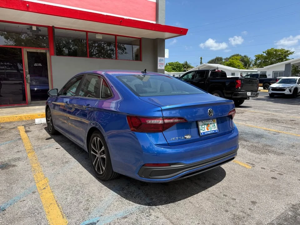 2023 Volkswagen A7 Jetta - Image 5 of 9