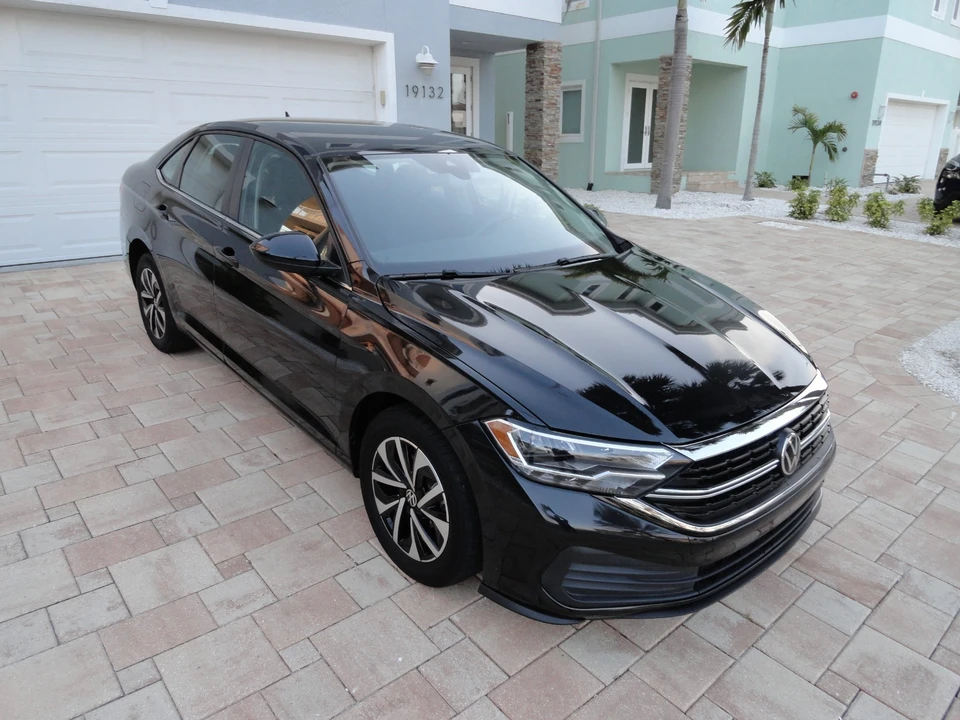 2023 Volkswagen A7 Jetta - Image 2 of 21
