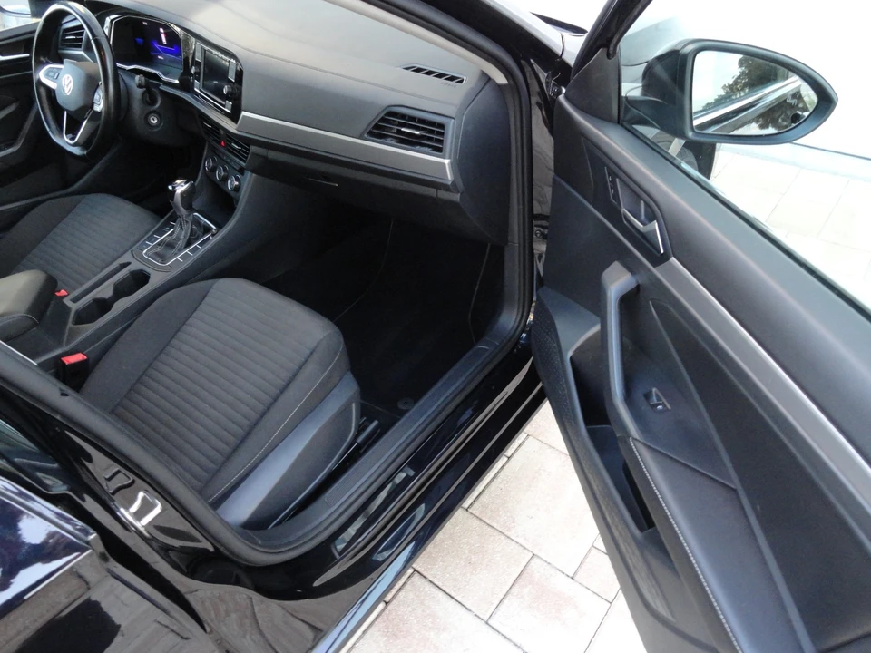2023 Volkswagen A7 Jetta - Image 14 of 21