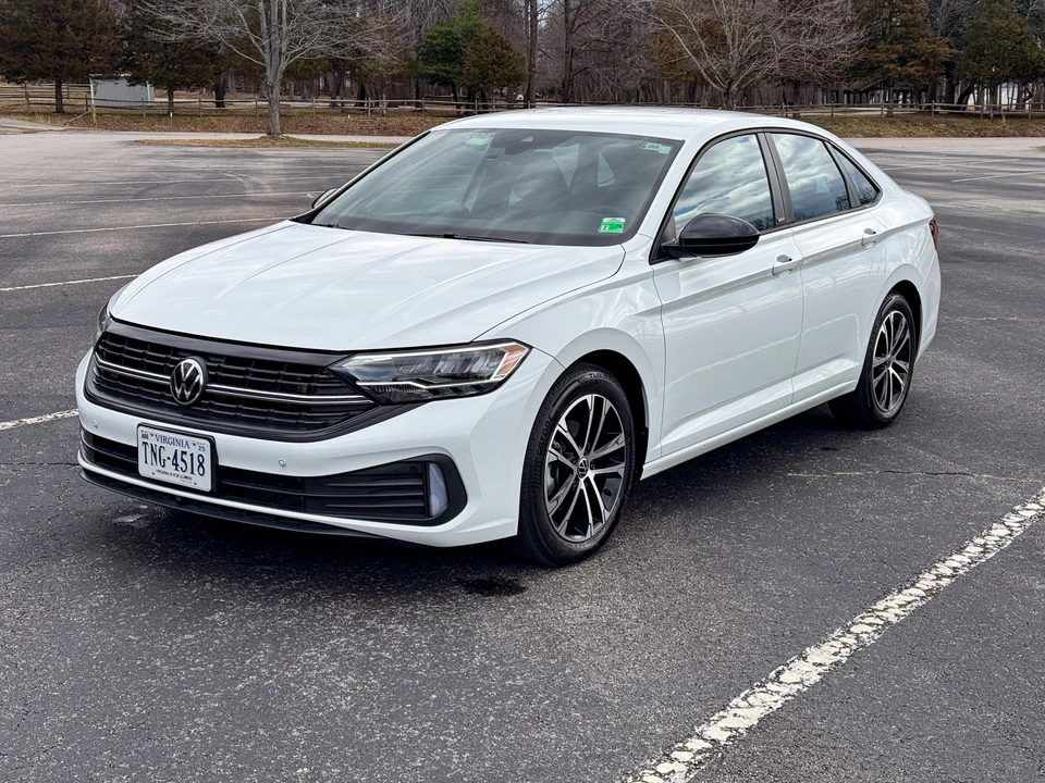 2023 Volkswagen A7 Jetta - Image 10 of 31