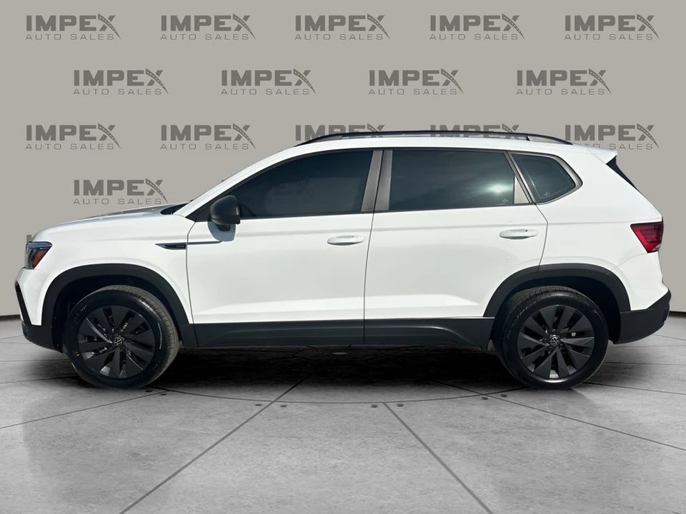 2023 Volkswagen Taos - Image 2 of 17