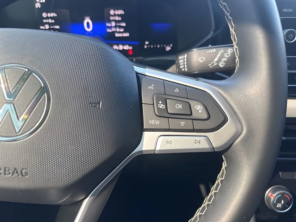 2023 Volkswagen Taos - Image 14 of 17