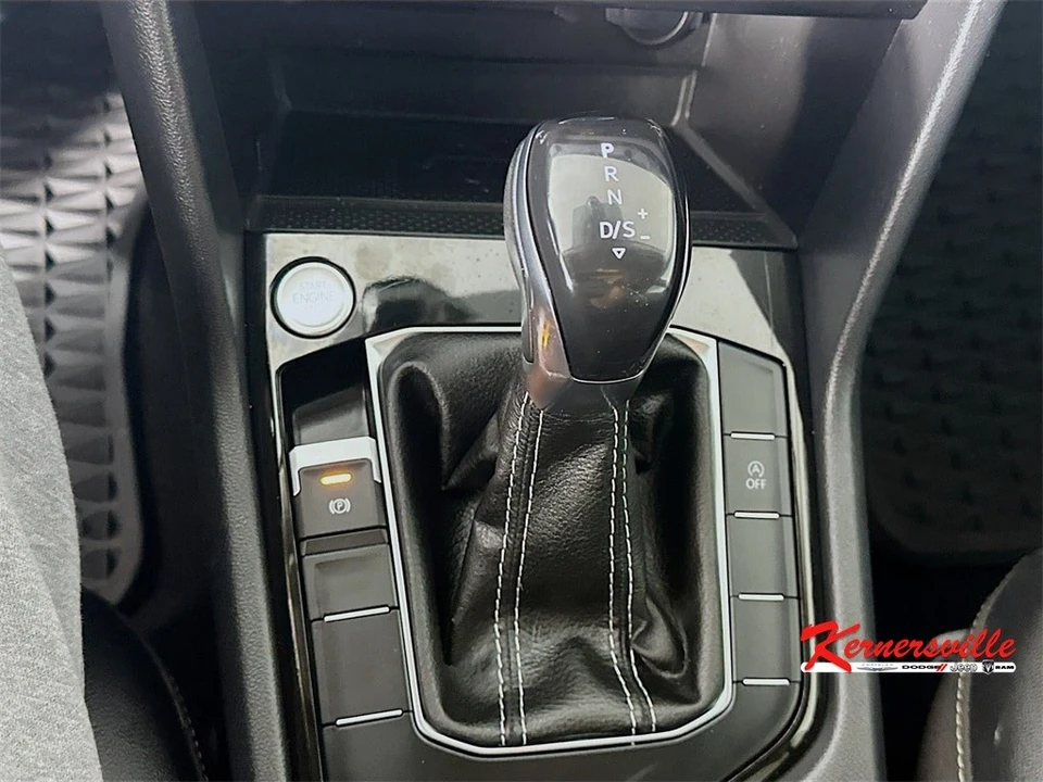 2023 Volkswagen Taos - Image 16 of 21