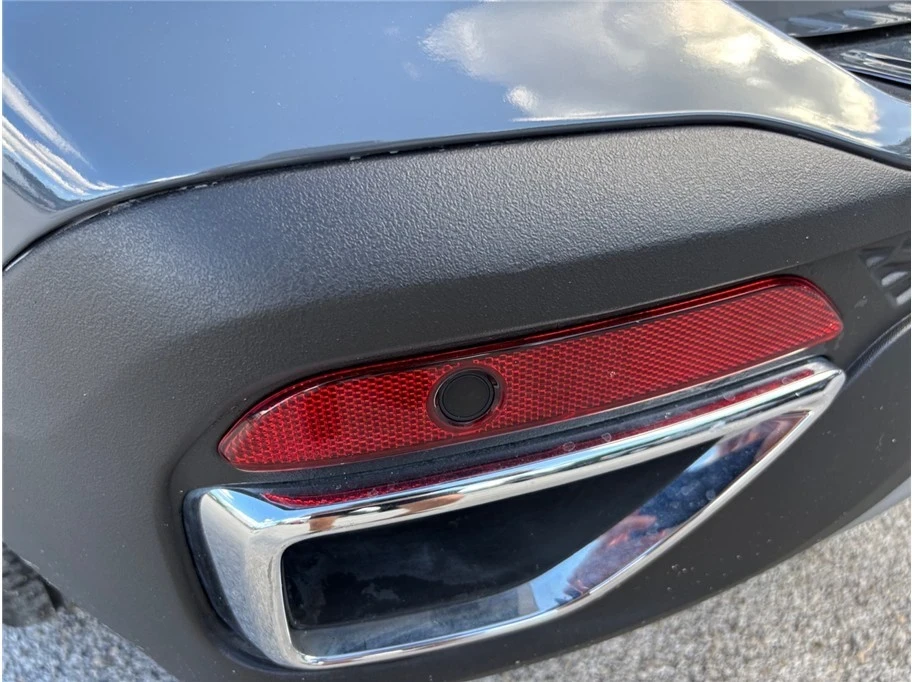 2023 Volkswagen Taos - Image 12 of 21