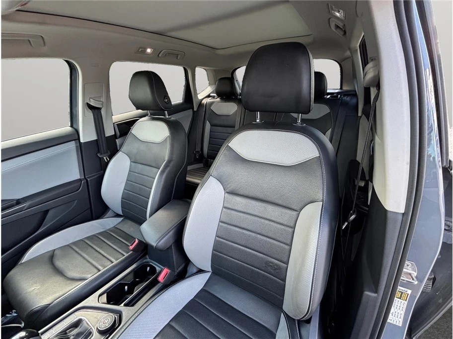 2023 Volkswagen Taos - Image 15 of 21