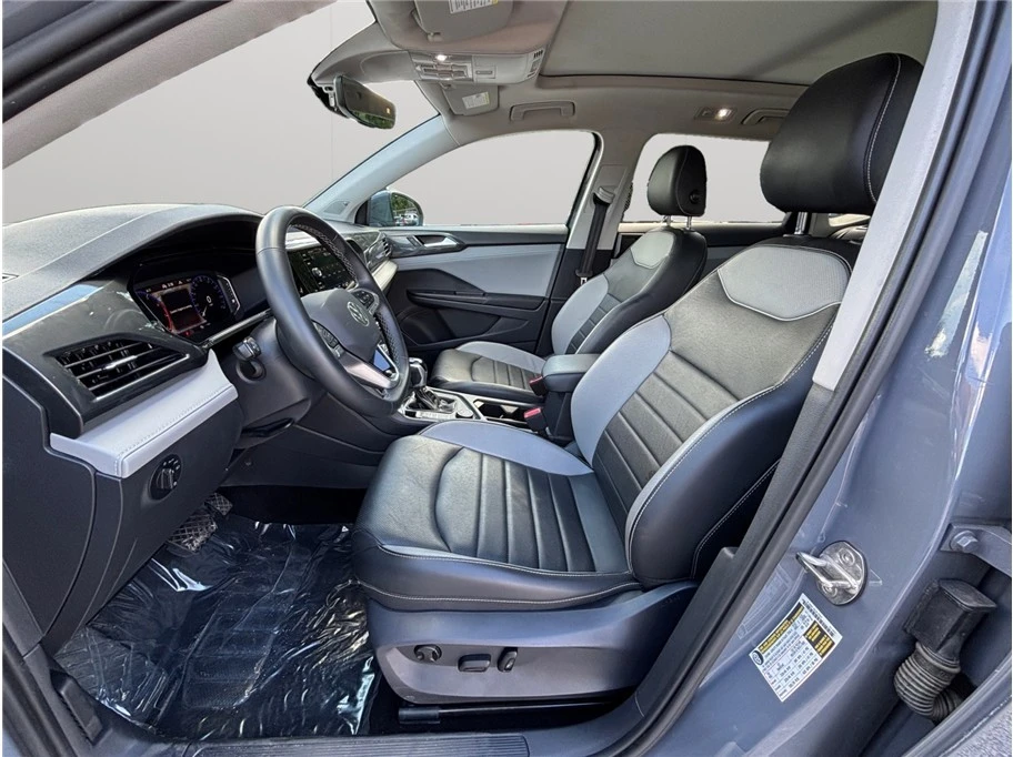 2023 Volkswagen Taos - Image 2 of 21
