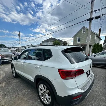 2023 Volkswagen Taos