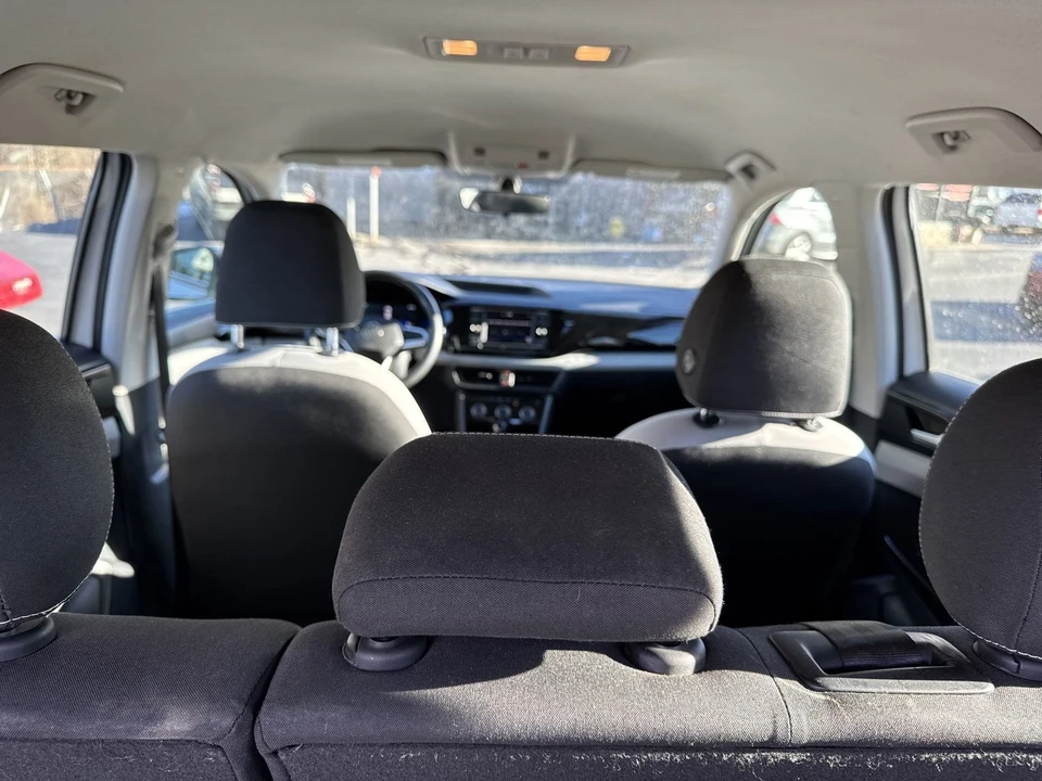 2023 Volkswagen Taos - Image 14 of 21