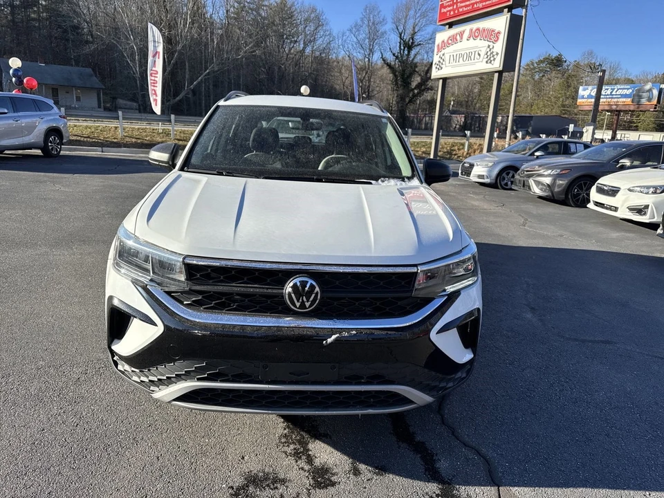 2023 Volkswagen Taos - Image 19 of 21