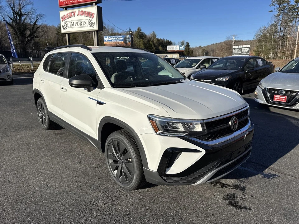 2023 Volkswagen Taos - Image 20 of 21