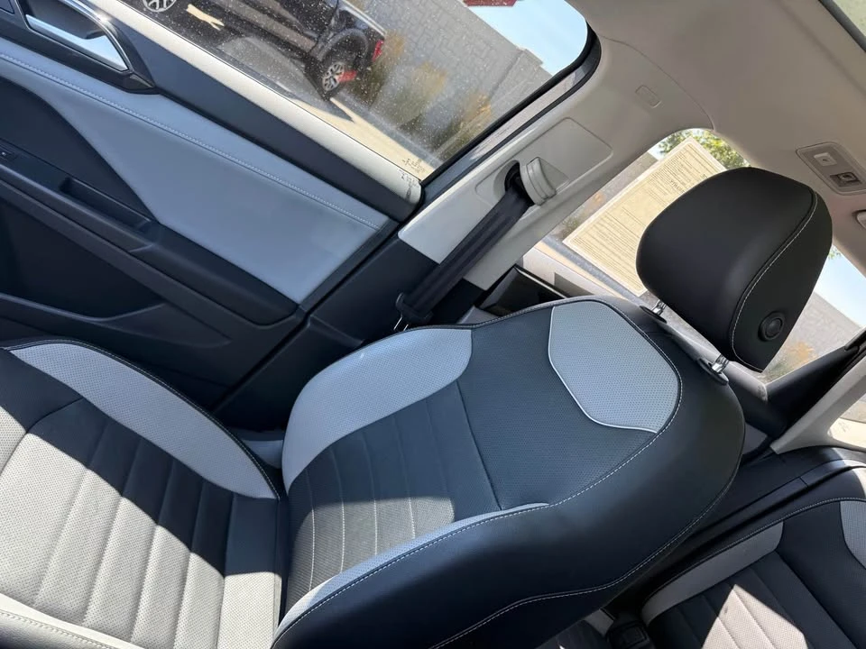 2023 Volkswagen Taos - Image 11 of 13