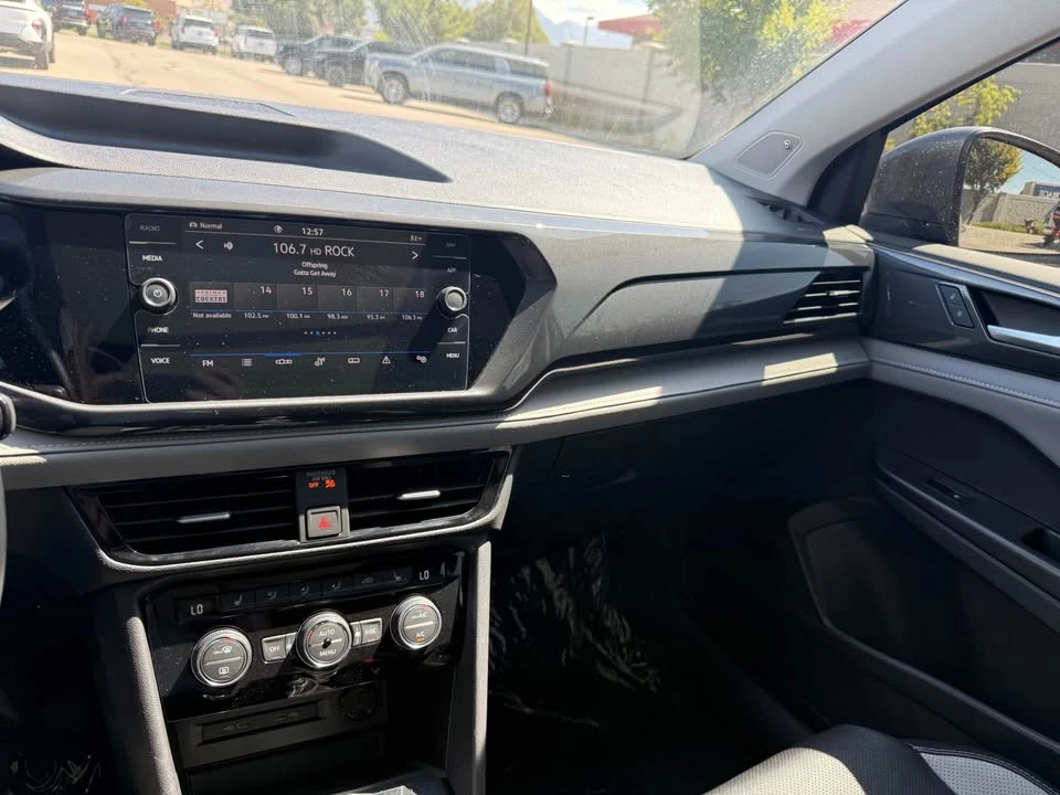 2023 Volkswagen Taos - Image 10 of 13