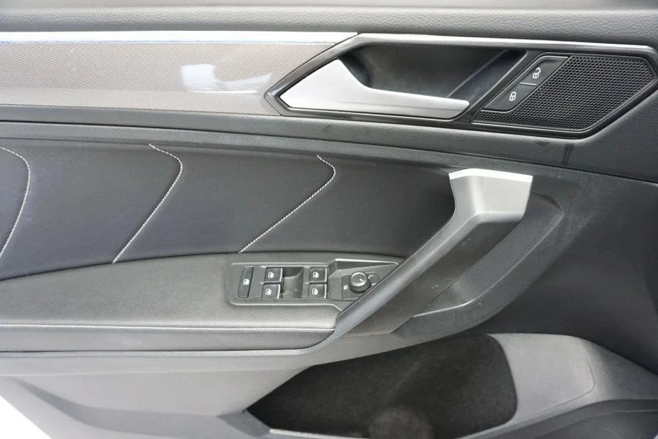 2023 Volkswagen Tiguan - Image 13 of 20