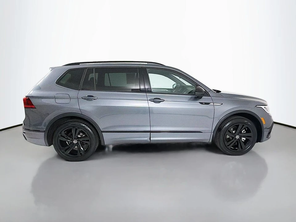 2023 Volkswagen Tiguan - Image 8 of 12