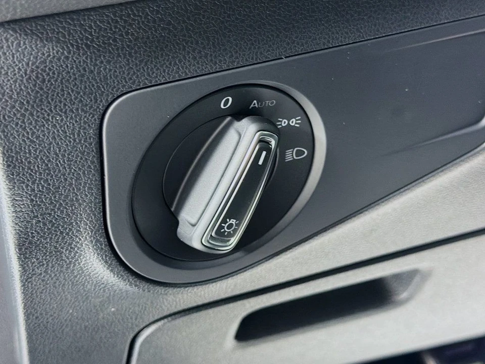 2023 Volkswagen Tiguan - Image 10 of 12