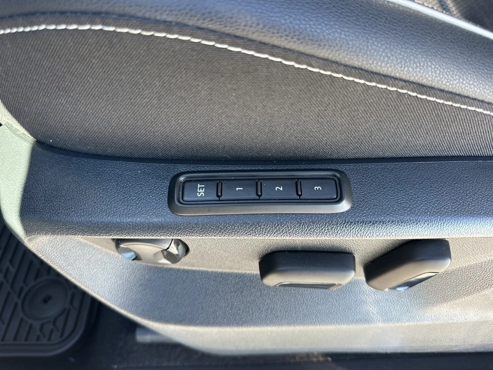 2023 Volkswagen Tiguan - Image 11 of 12