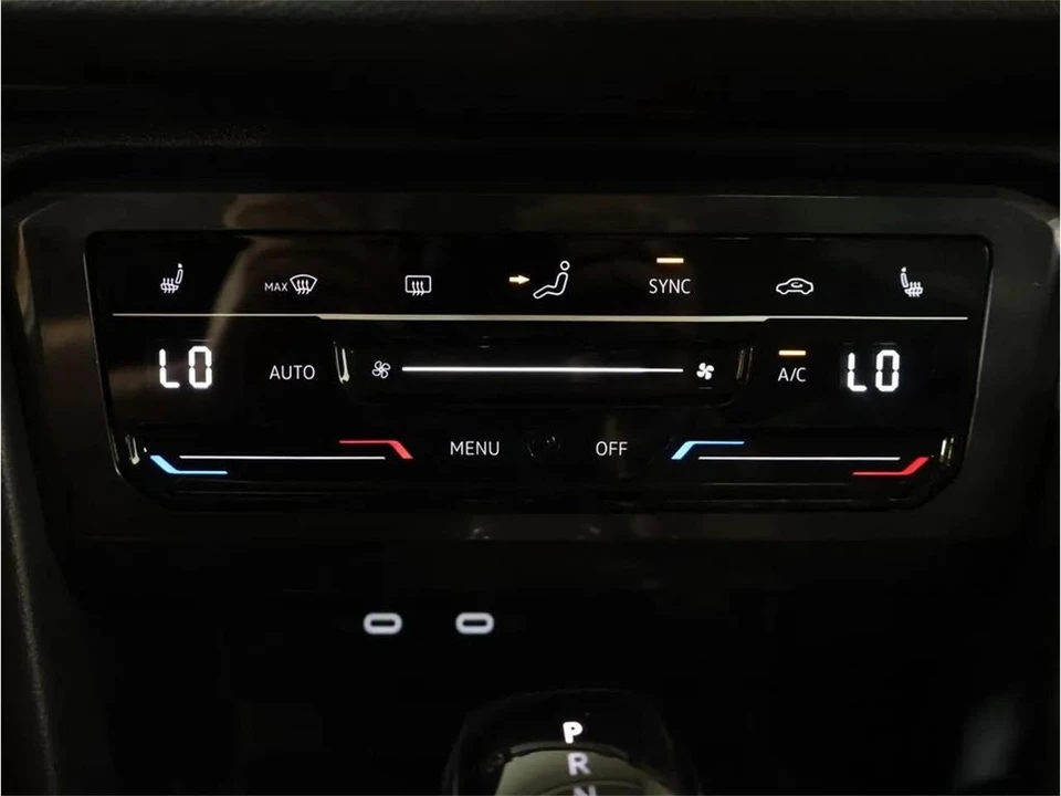 2023 Volkswagen Tiguan - Image 21 of 31