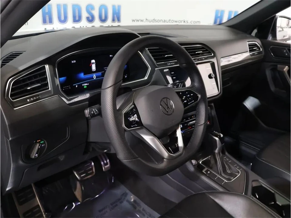 2023 Volkswagen Tiguan - Image 12 of 31