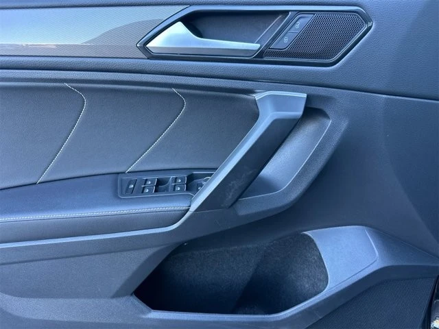2023 Volkswagen Tiguan - Image 11 of 12