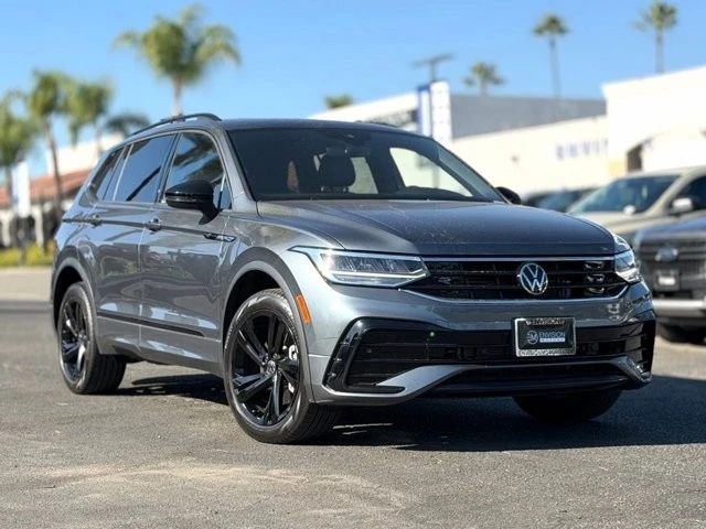 2023 Volkswagen Tiguan - Image 2 of 12