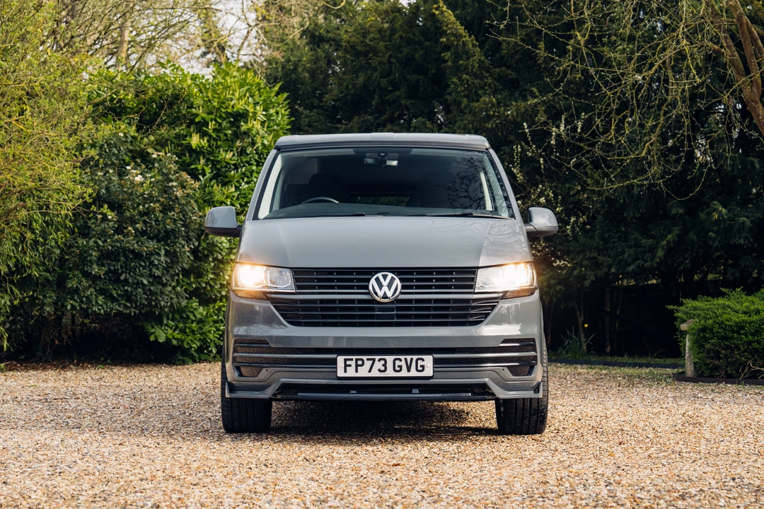 2023 Volkswagen EuroVan - Image 2 of 16