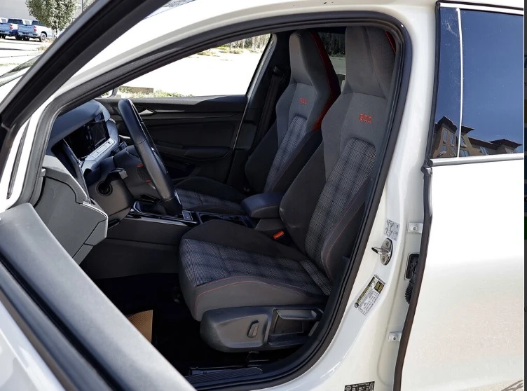 2023 Volkswagen Golf Mk8 - Image 6 of 9