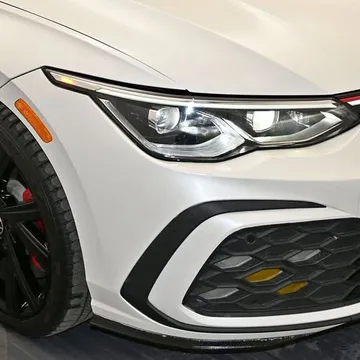 2023 Volkswagen Golf GTI SE