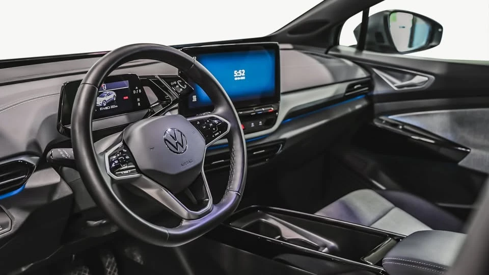 2023 Volkswagen ID.4 - Image 4 of 7