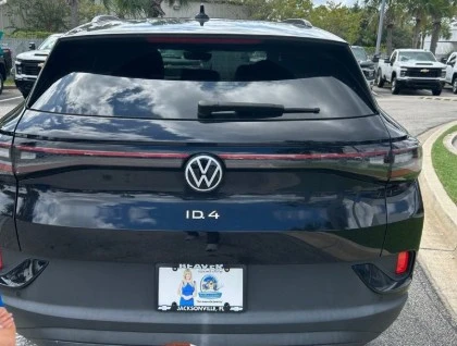 2023 Volkswagen ID.4 - Image 5 of 12