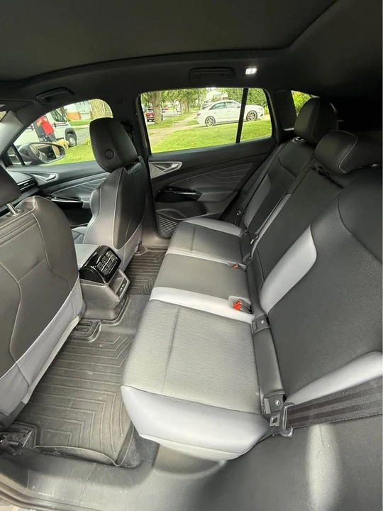 2023 Volkswagen ID.4 - Image 9 of 14