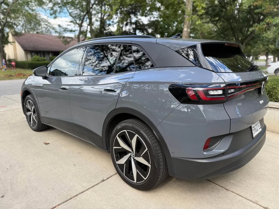 2023 Volkswagen ID.4 - Image 4 of 14