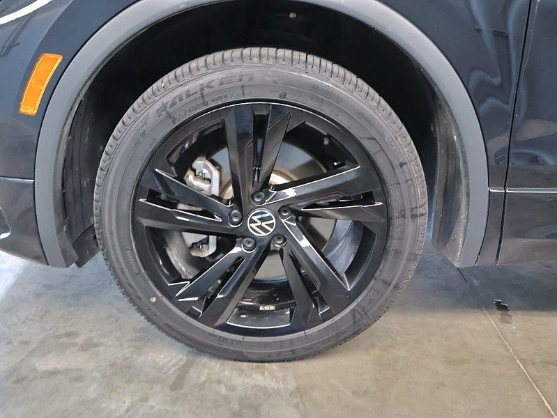 2023 Volkswagen Tiguan - Image 13 of 16
