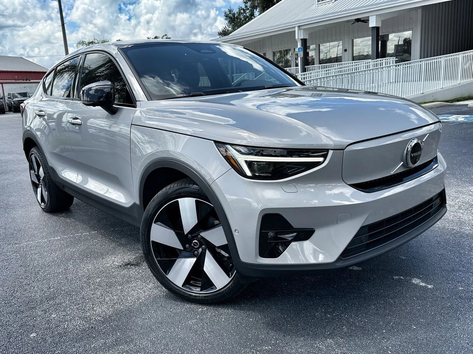 2023 Volvo - Image 2 of 12