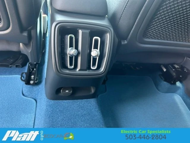 2023 Volvo - Image 23 of 31
