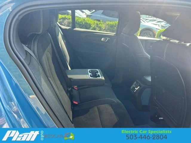 2023 Volvo - Image 27 of 31