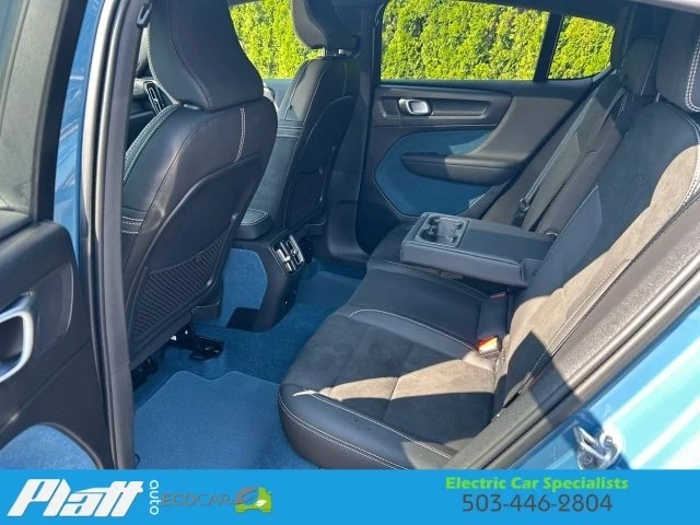 2023 Volvo - Image 22 of 31