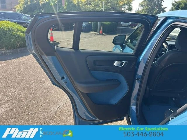 2023 Volvo - Image 20 of 31