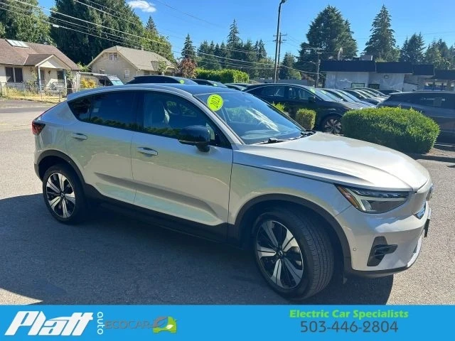 2023 Volvo XC40 - Image 4 of 31