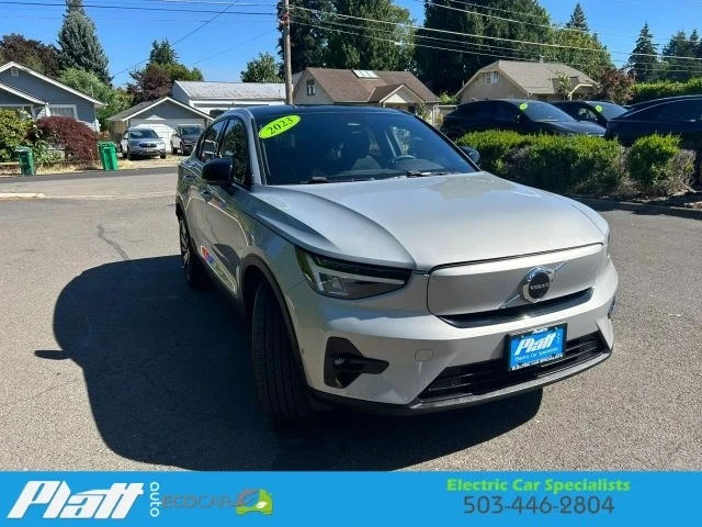 2023 Volvo XC40 - Image 3 of 31