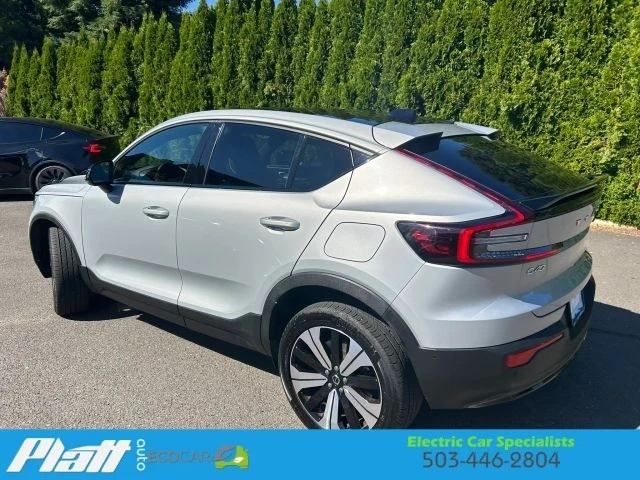 2023 Volvo XC40 - Image 10 of 31