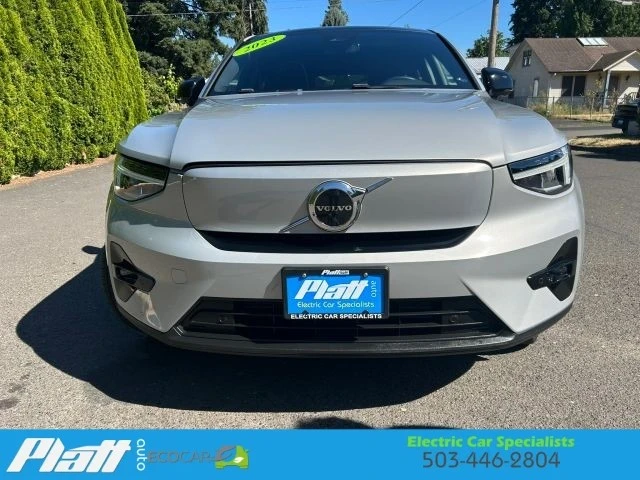 2023 Volvo XC40 - Image 14 of 31