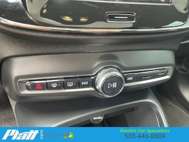2023 Volvo - Image 29 of 31