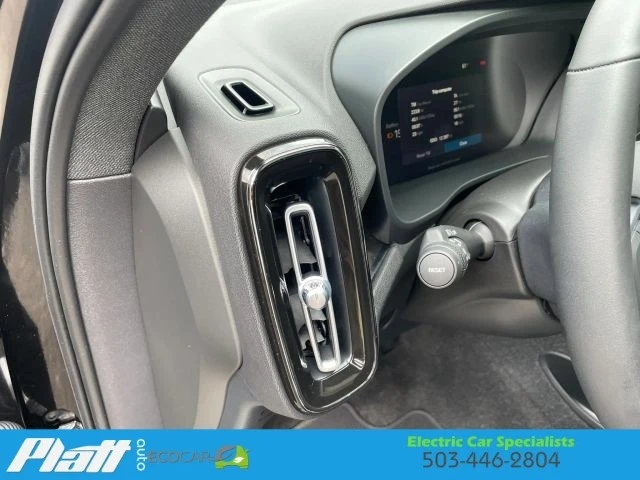 2023 Volvo - Image 27 of 31