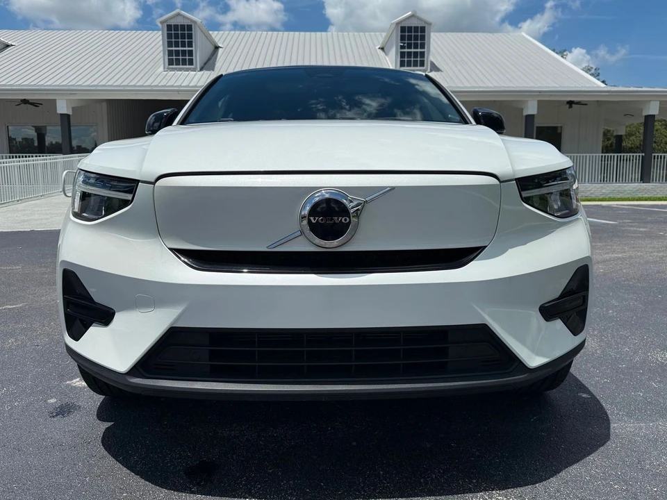 2023 Volvo - Image 11 of 12