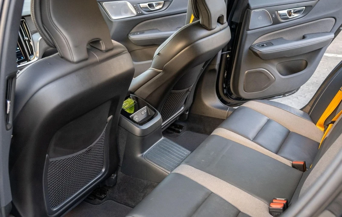 2023 Volvo - Image 10 of 21