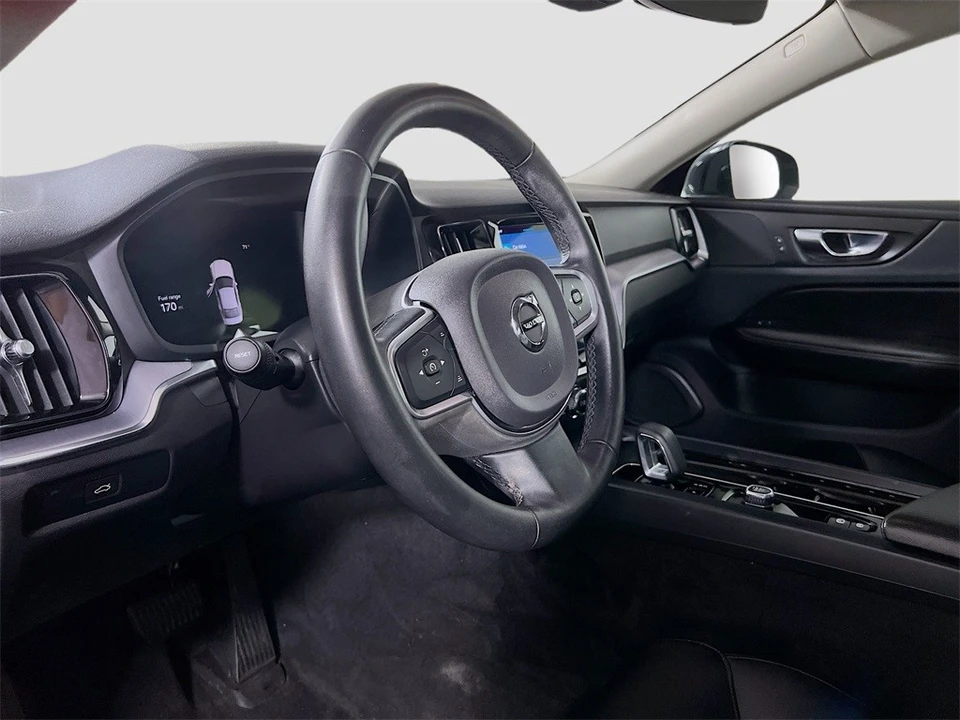 2023 Volvo S60 3rd Gen - Image 10 of 12