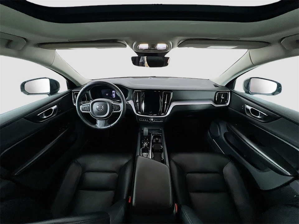 2023 Volvo S60 3rd Gen - Image 9 of 12