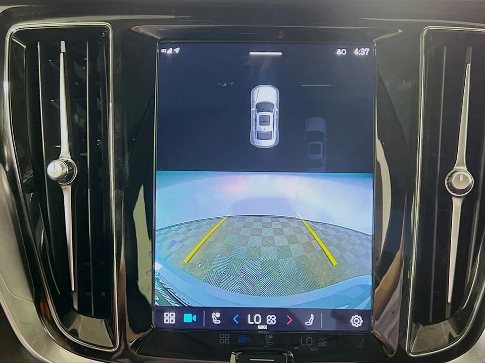 2023 Volvo S60 3rd Gen - Image 17 of 21